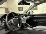 Used 2020 Toyota Camry LE image 6
