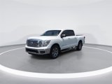 Used 2018 Nissan Titan SV w/ Chrome Package image 4