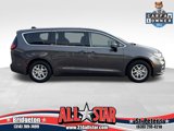 Certified 2023 Chrysler Pacifica Touring-L image 3
