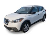 Used 2020 Nissan Kicks S image 4