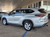 Used 2020 Toyota Highlander L image 3