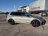 New 2024 Volkswagen Tiguan SE R-Line image 4