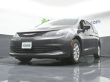 Used 2017 Chrysler Pacifica Touring image 5