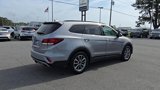 Used 2017 Hyundai Santa Fe SE image 6