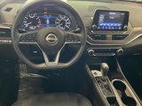 Used 2024 Nissan Altima 2.5 SV image 3
