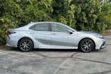Used 2023 Toyota Camry SE image 3
