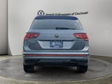 Certified 2024 Volkswagen Tiguan SE R-Line image 4
