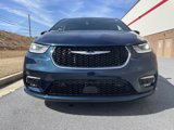 New 2025 Chrysler Pacifica Select image 2