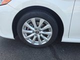 Used 2018 Toyota Camry LE image 5