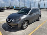 Used 2019 Nissan Rogue SV image 2