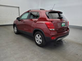 Used 2022 Chevrolet Trax LT w/ LT Convenience Package image 5