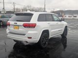 Certified 2022 Jeep Grand Cherokee Laredo X image 3