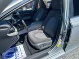 Used 2020 Toyota Camry LE image 5