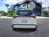 Used 2022 Nissan Kicks SV image 4