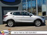 Used 2021 Nissan Rogue Sport S image 2