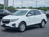 Used 2023 Chevrolet Equinox LT image 2