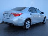 Used 2017 Toyota Corolla LE image 3