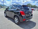 Used 2020 Chevrolet Trax LT w/ LT Convenience Package image 6