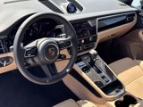Certified 2025 Porsche Macan image 4