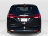 New 2025 Chrysler Pacifica Select image 4