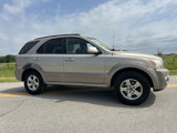 Used 2004 Kia Sorento EX image 2