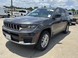 Used 2022 Jeep Grand Cherokee L Laredo w/ Luxury Tech Group I image 3