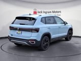 New 2025 Volkswagen Taos SE image 5