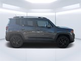 Used 2017 Jeep Renegade Altitude image 2