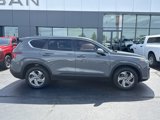 Used 2021 Hyundai Santa Fe SE image 2