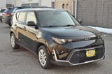 Used 2023 Kia Soul LX image 2