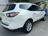 Used 2014 Chevrolet Traverse LT image 3