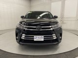 Used 2017 Toyota Highlander Limited image 3