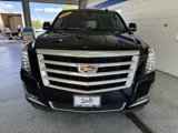 Used 2019 Cadillac Escalade 4WD image 3