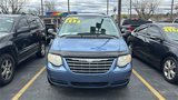 Used 2007 Chrysler Town & Country Touring image 2