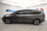 Used 2021 Chrysler Pacifica Touring-L image 2