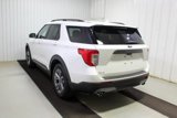 Used 2022 Ford Explorer XLT w/ Equipment Group 202A image 4
