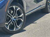 Certified 2022 BMW X5 sDrive40i w/ Premium Package image 3