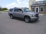 Used 2018 Chevrolet Suburban LT image 3