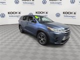 Used 2019 Toyota Highlander LE image 2
