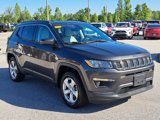 Used 2018 Jeep Compass Latitude w/ Popular Equipment Group image 2