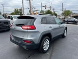 Used 2017 Jeep Cherokee Latitude image 5