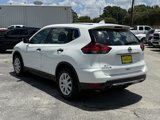 Used 2017 Nissan Rogue S image 5