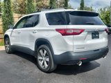 Used 2018 Chevrolet Traverse LT image 3