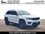 New 2025 Jeep Grand Cherokee Altitude image 1