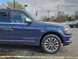 Used 2015 Lincoln Navigator 4WD image 2