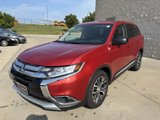 Used 2018 Mitsubishi Outlander ES image 2