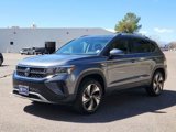 Certified 2024 Volkswagen Taos SE image 6
