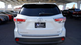Used 2016 Toyota Highlander XLE image 4