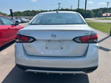 Used 2020 Nissan Versa SV image 5