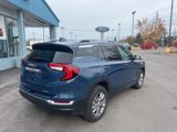 Used 2024 GMC Terrain SLT image 3